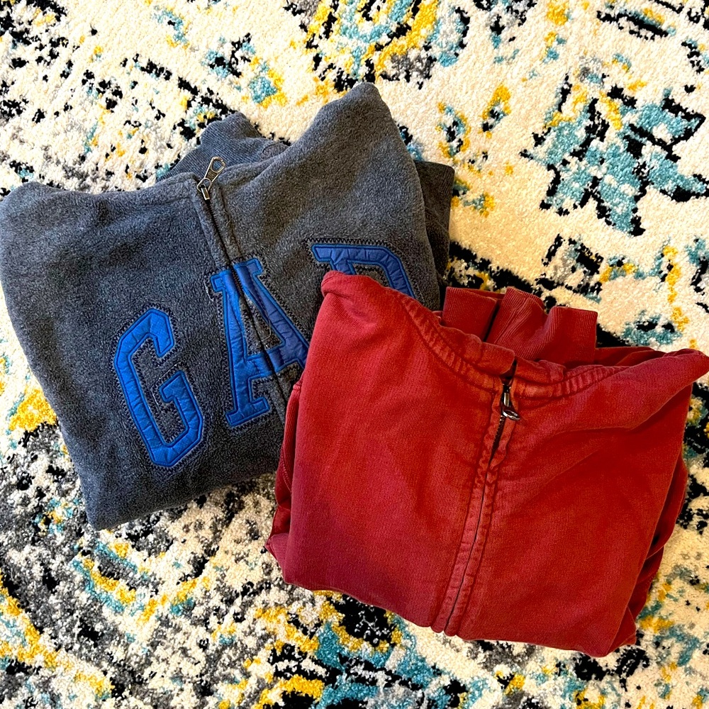 2 GAP zip up hooded sweatshirts kids size Small 6-7